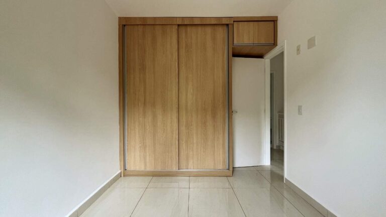 Casa em Condomínio à venda no Vila do Golfe: Dormitorio 2