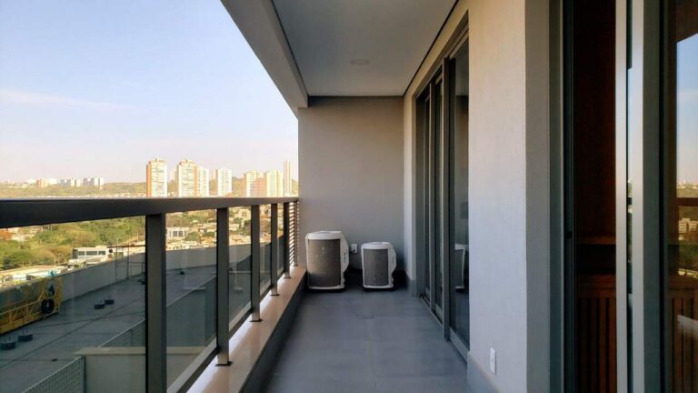 Apartamento para aluguel no Jardim Botânico: Sacada