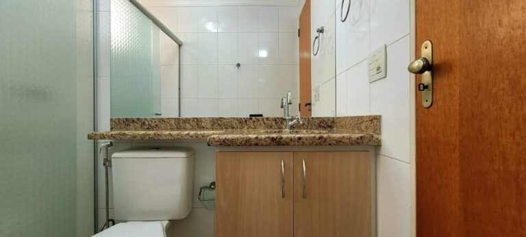 Apartamento para aluguel no Jardim Paulista: Banheiro social