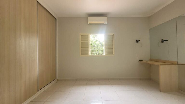 Casa à venda no Planalto Verde: Suíte 1