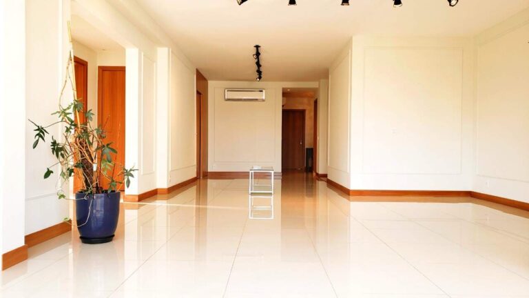 Apartamento à venda no Bosque das Juritis: Living 3 ambientes