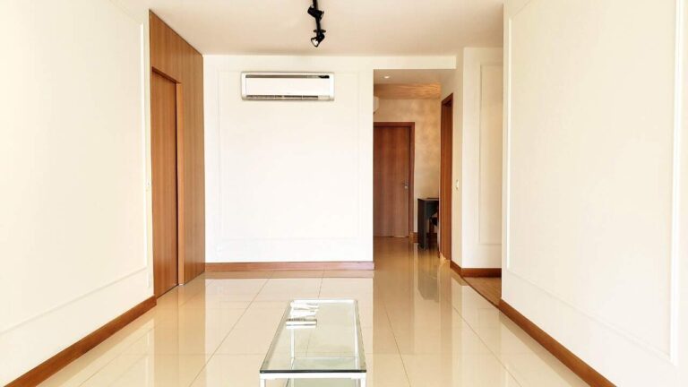 Apartamento à venda no Bosque das Juritis: Living 3 ambientes