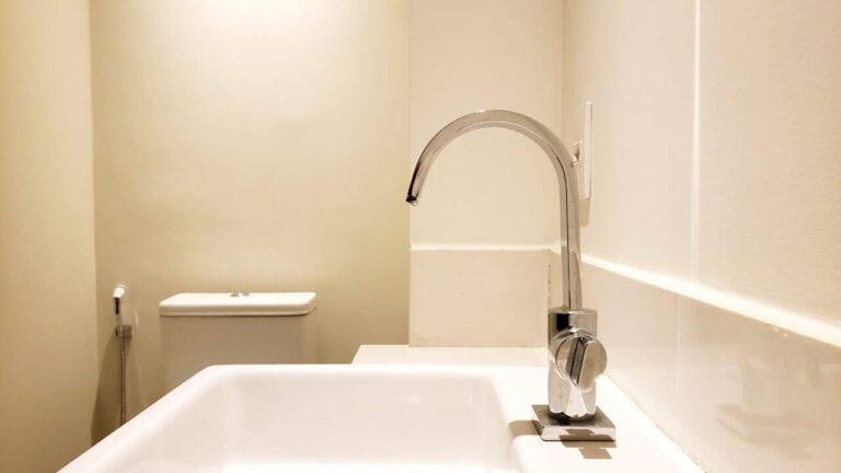 Apartamento à venda no Bosque das Juritis: Lavabo