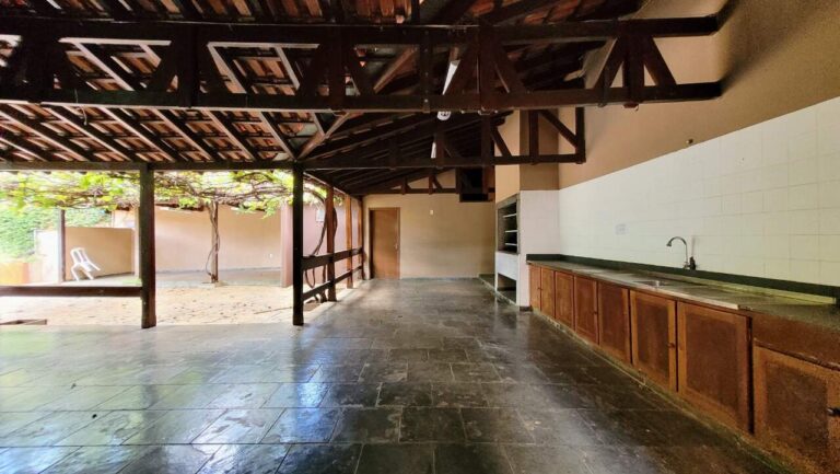 Casa à venda no Ribeirânia: Espa o gourmet