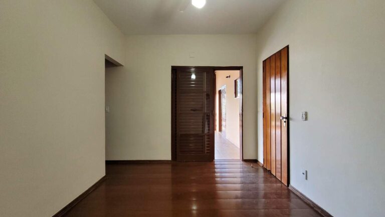 Casa à venda no Ribeirânia: Su te 1
