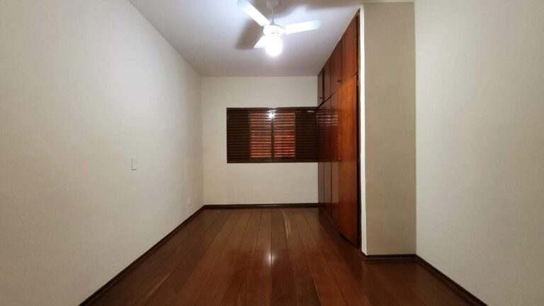 Casa à venda no Ribeirânia: Dormit rio 4