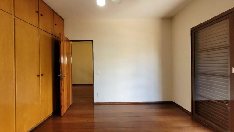 Casa à venda no Ribeirânia: Dormit rio 3