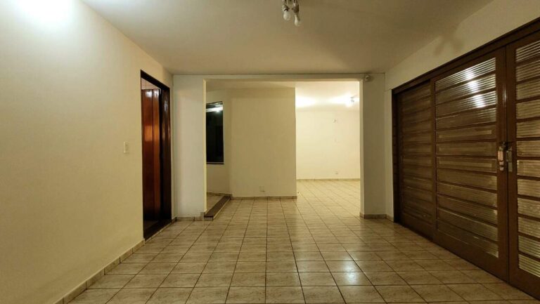 Casa à venda no Ribeirânia: Sala de jantar