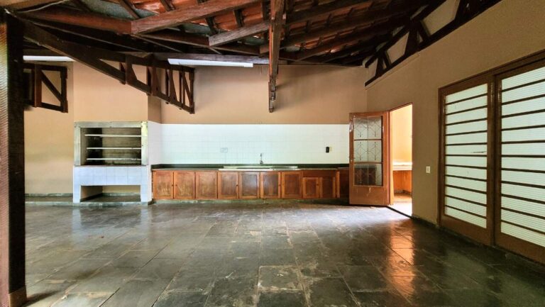 Casa à venda no Ribeirânia: Espa o gourmet