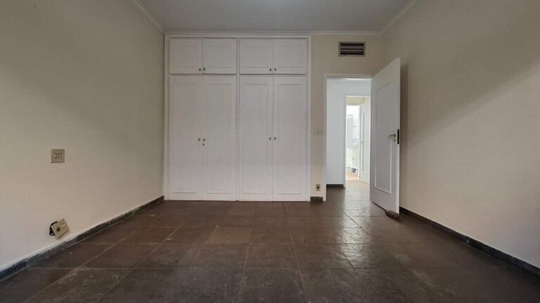 Casa Comercial à venda no Jardim São Luiz: