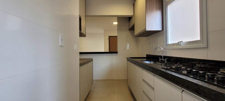 Apartamento para aluguel no Jardim Botânico: Cozinha