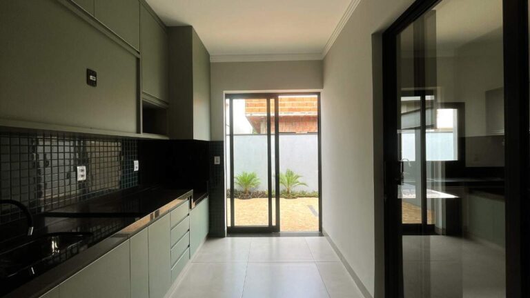 Casa em Condomínio à venda no Condomínio Villa Romana: rea gourmet
