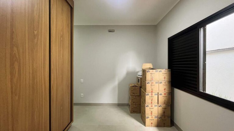 Casa em Condomínio à venda no Condomínio Villa Romana: Su te 3