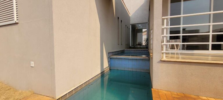 Casa à venda no City Ribeirão: Piscina