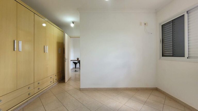 Apartamento para aluguel no Iguatemi: