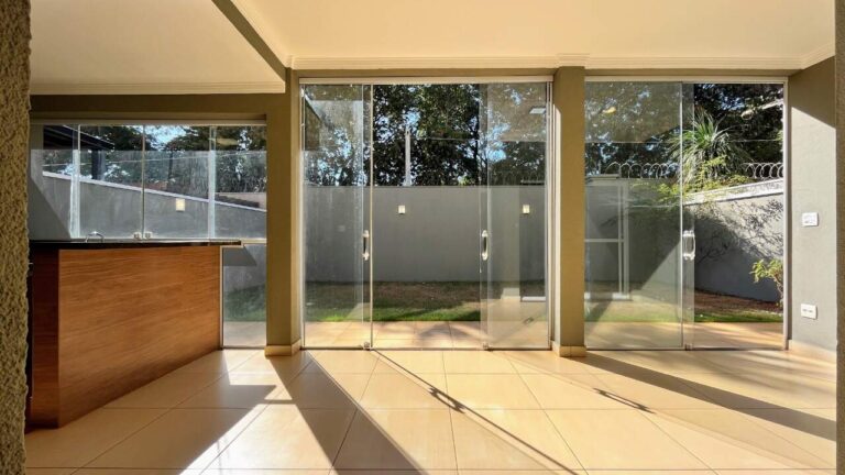 Casa em Condomínio para aluguel no Condomínio Pitangueiras: espa o gourmet