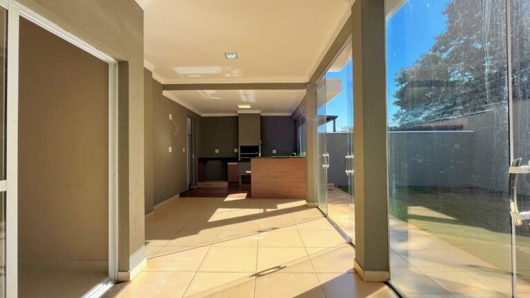 Casa em Condomínio para aluguel no Condomínio Pitangueiras: espa o gourmet