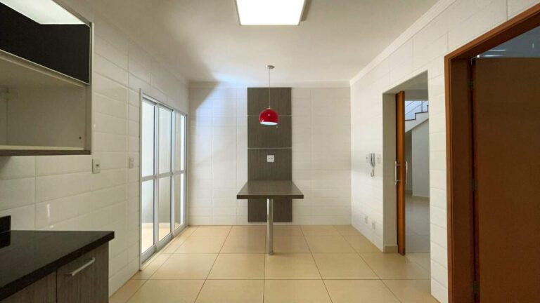 Casa em Condomínio para aluguel no Condomínio Pitangueiras: cozinha