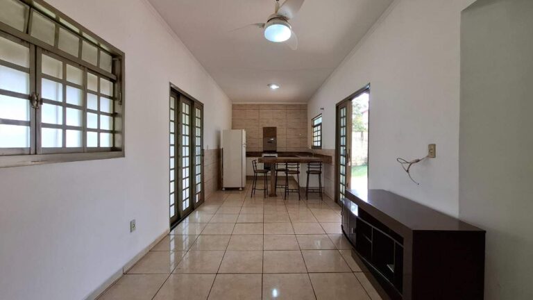 Casa para aluguel no City Ribeirão: