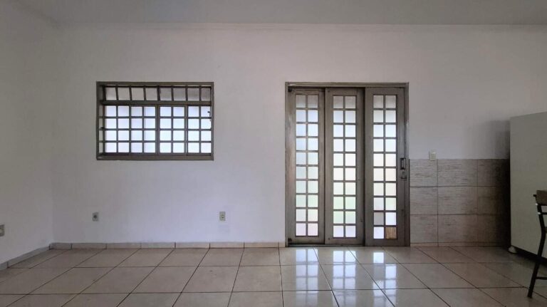Casa para aluguel no City Ribeirão:
