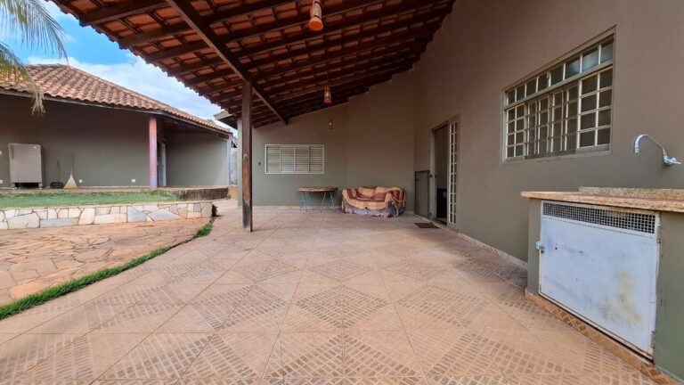 Casa para aluguel no City Ribeirão: