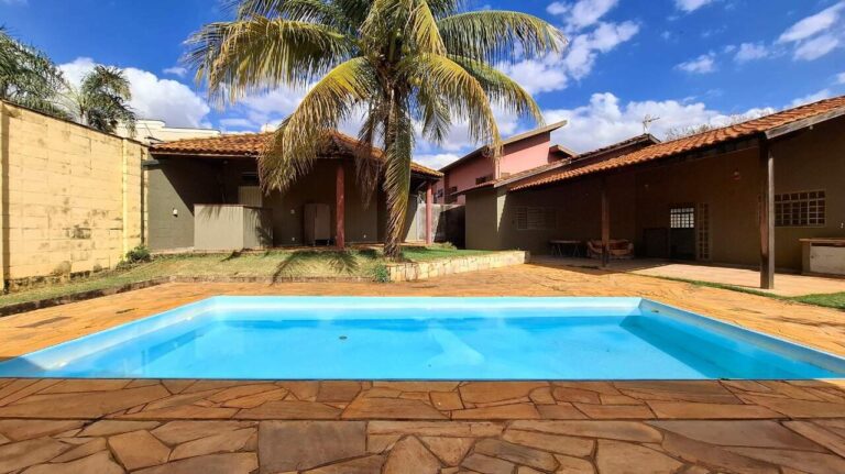 Casa para aluguel no City Ribeirão: