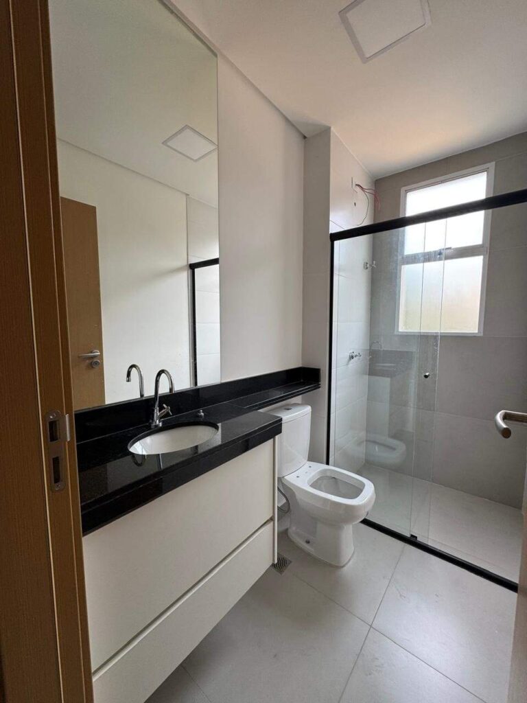 Apartamento para aluguel no Jardim Sumaré: Banheiro su te