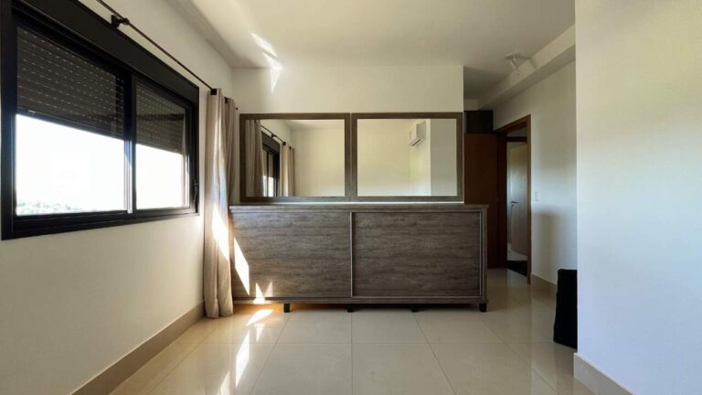 Apartamento para aluguel no Residencial Alto do Ipê: Su te 2