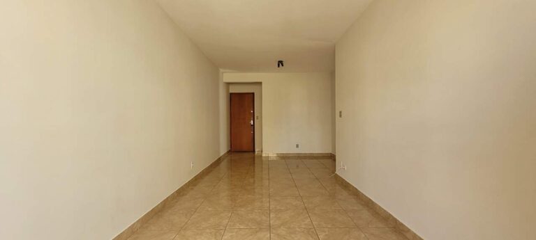 Apartamento à venda no Jardim Irajá: sala