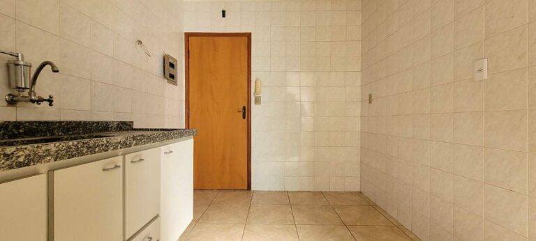 Apartamento à venda no Jardim Irajá: cozinha