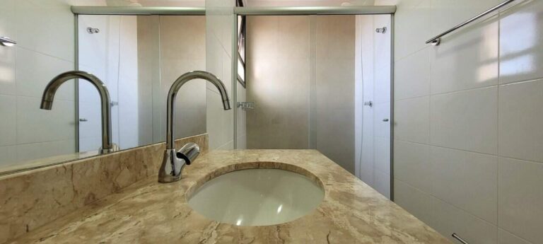 Apartamento para aluguel no Quinta da Primavera: Banheiro su te
