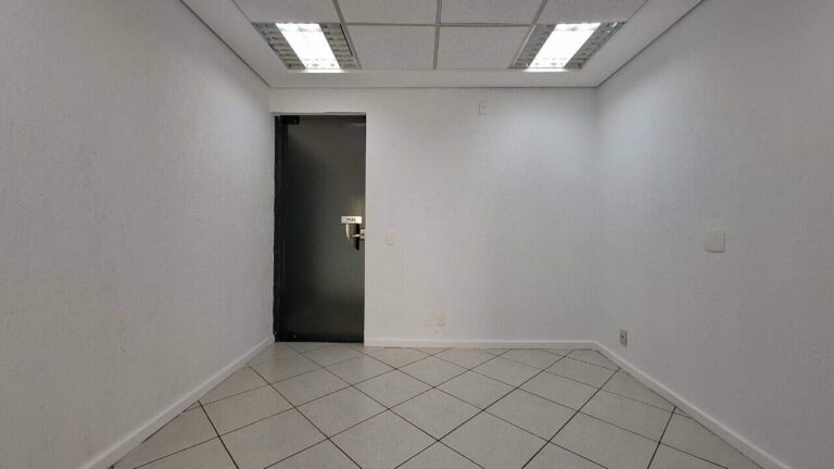 Sala Comercial para aluguel no Jardim Santa Ângela: