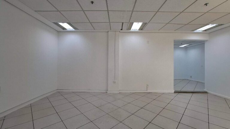Sala Comercial para aluguel no Jardim Santa Ângela: