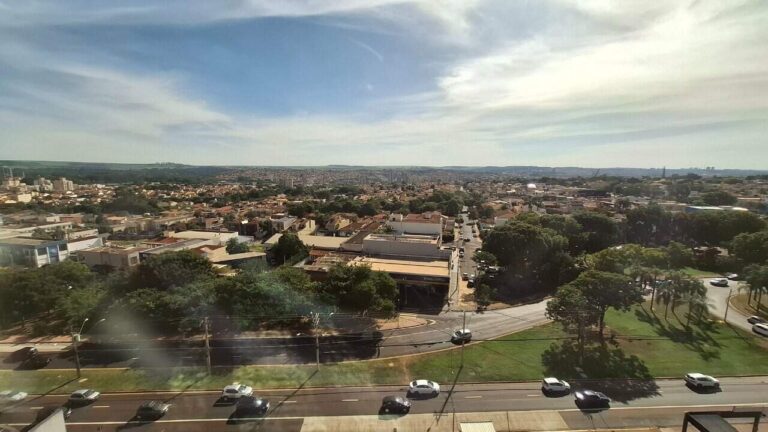 Sala Comercial para aluguel no Jardim Santa Ângela: