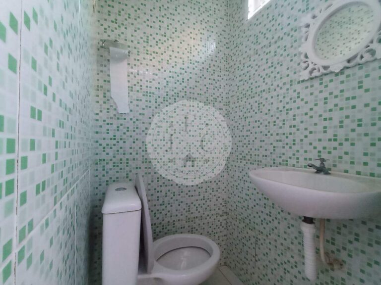 Casa para aluguel no Adelino Simioni: