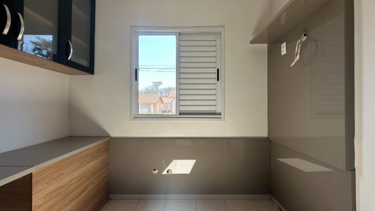 Casa em Condomínio para aluguel no Vila do Golfe: