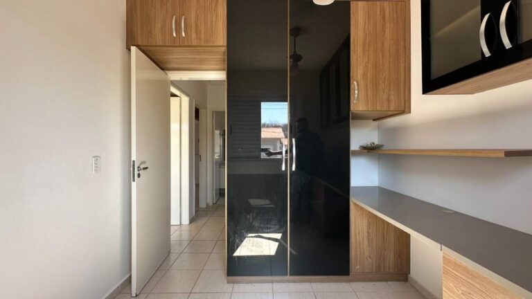 Casa em Condomínio para aluguel no Vila do Golfe: