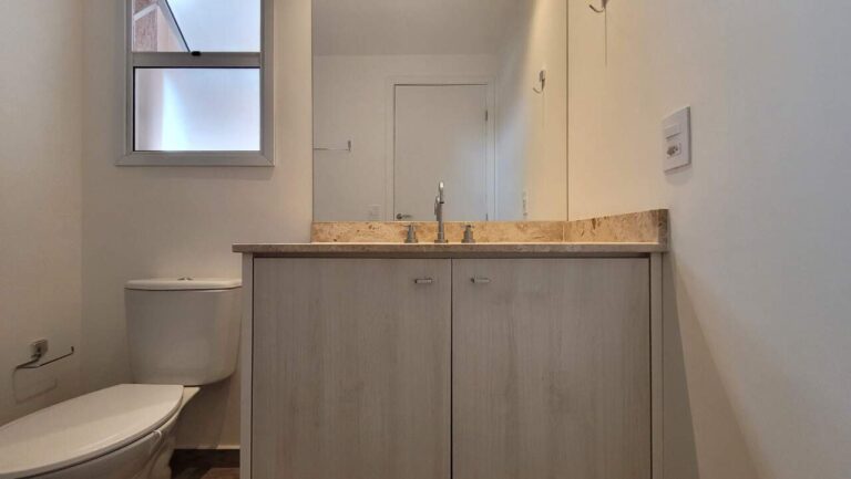 Apartamento para aluguel no Alto da Boa Vista: Su te