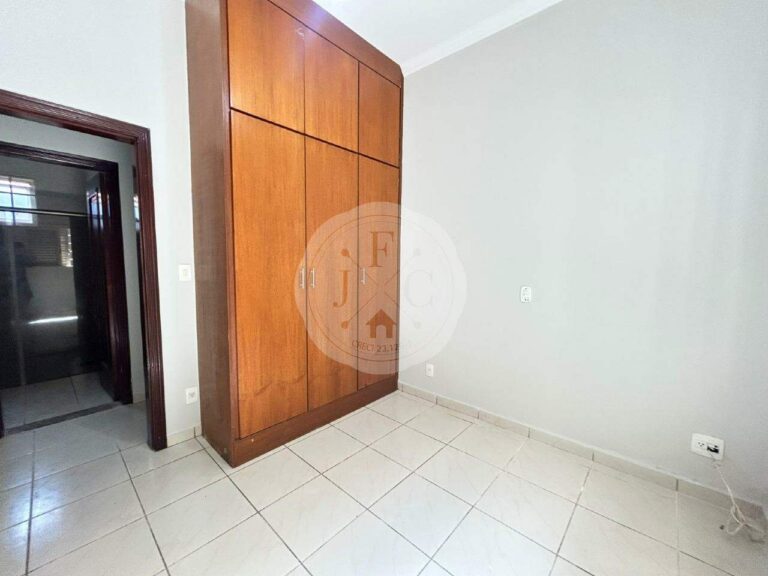 Casa para aluguel no Jardim Paulistano: