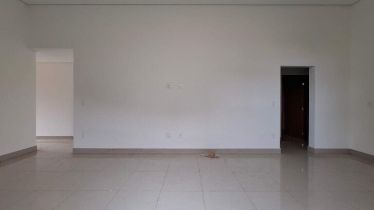 Casa em Condomínio à venda no Condomínio Pitangueiras: Sala