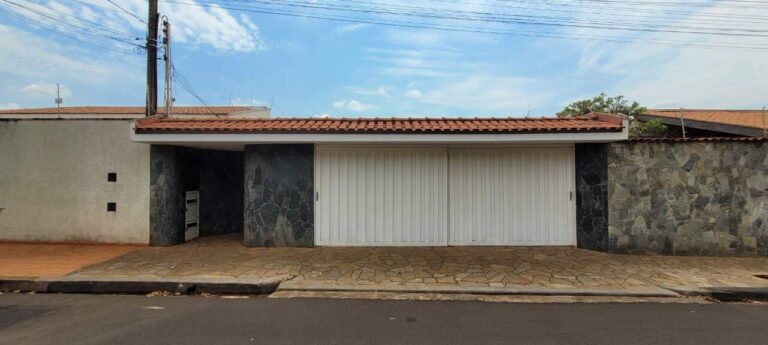 Casa à venda no Jardim Paulistano: