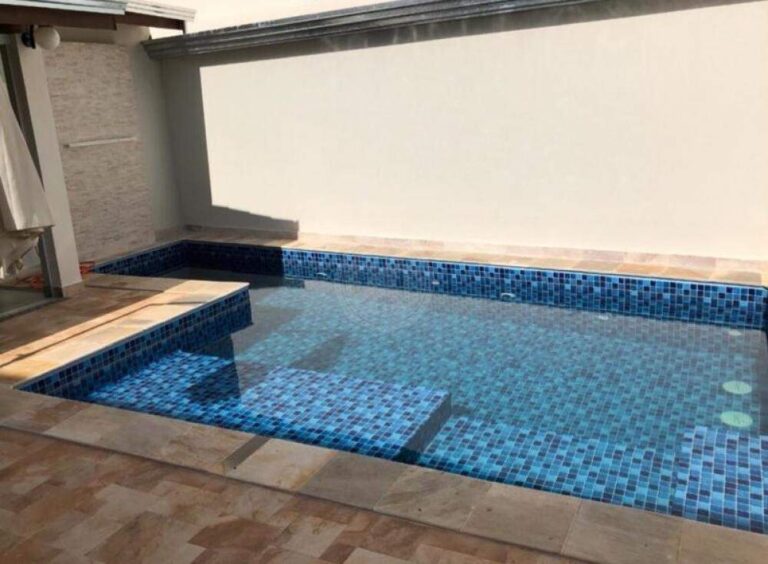 Casa em Condomínio à venda no Jardim Sul: