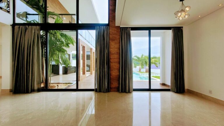 Casa em Condomínio à venda no Residencial e Empresarial Alphaville: