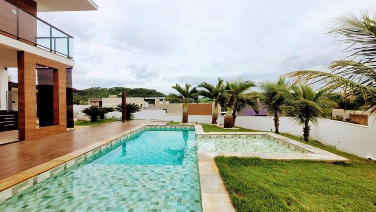 Casa em Condomínio à venda no Residencial e Empresarial Alphaville: