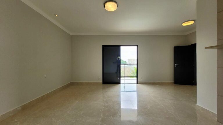 Casa em Condomínio à venda no Residencial e Empresarial Alphaville: