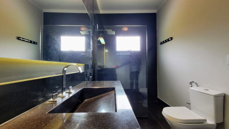Casa em Condomínio à venda no Residencial e Empresarial Alphaville: