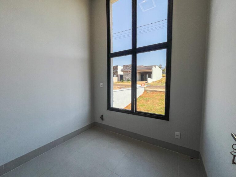 Casa em Condomínio para aluguel no Loteamento Santa Marta: