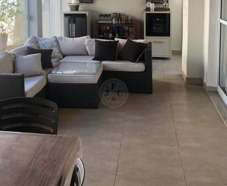 Casa em Condomínio à venda no Jardim Sul: