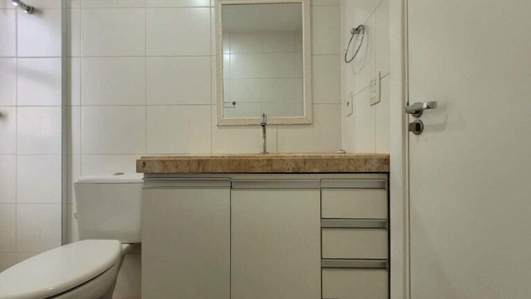Apartamento para aluguel no Jardim Nova Aliança Sul: Banheiro social
