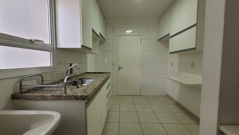Apartamento para aluguel no Jardim Nova Aliança Sul: Cozinha